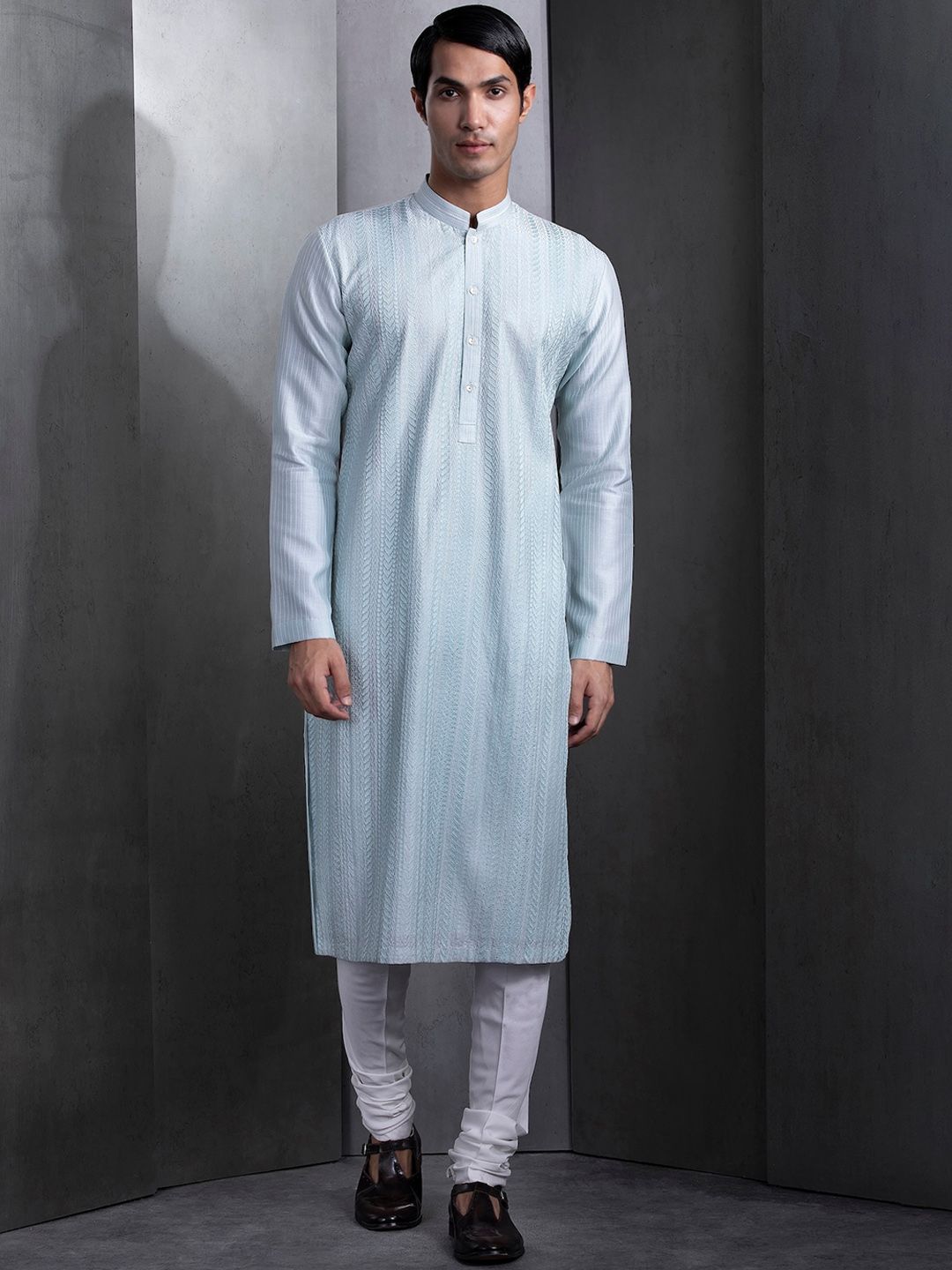 Rohit Gandhi + Rahul Khanna Embroided Cotton Strigth Kurta