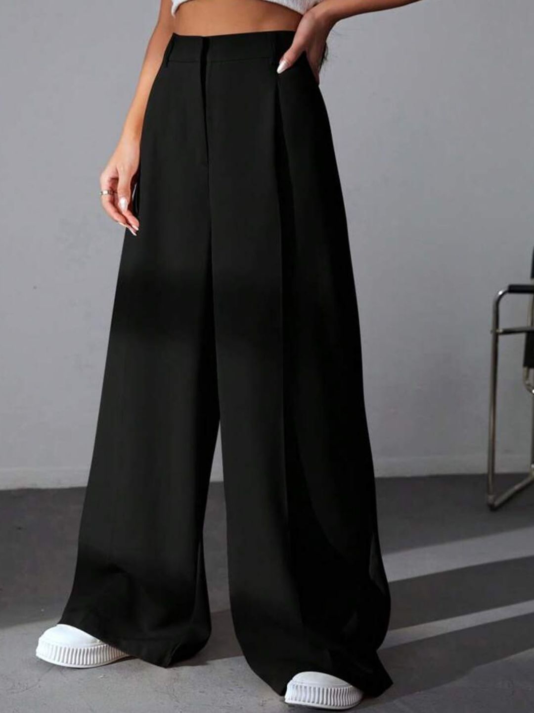 Women High-Rise Pleated Korean Trousers - Image 3