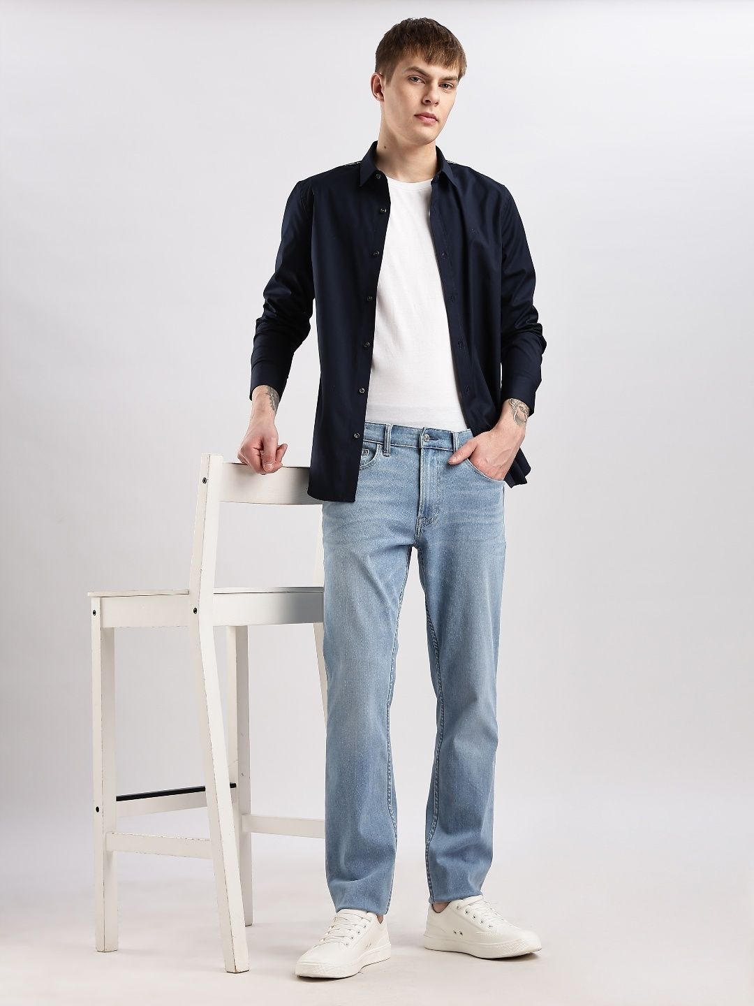 Men Urban Slim Slim Fit Light Fade Stretchable Jeans