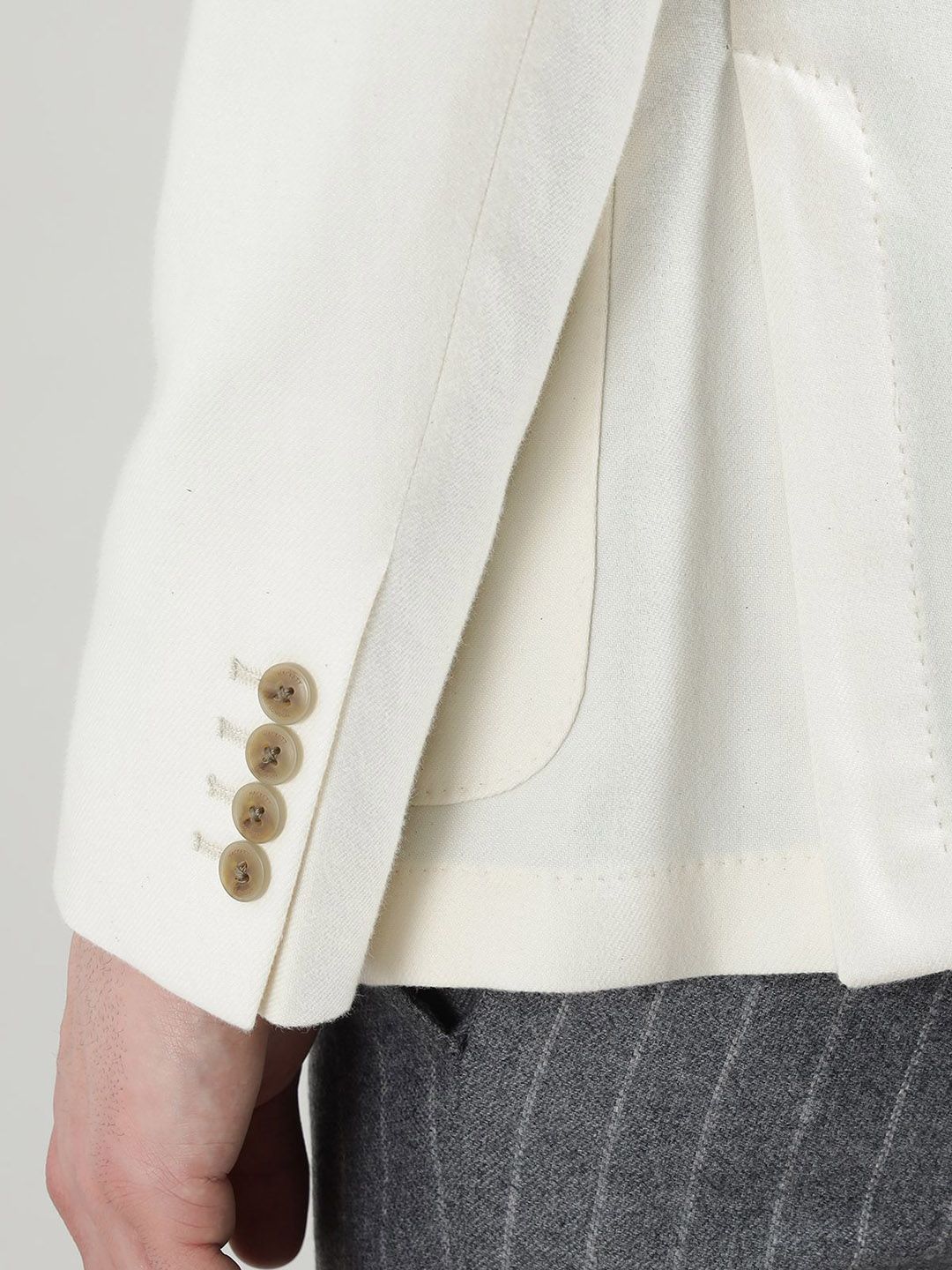 Notched Lapel Structured Shoulder Slim-Fit Double Breasted Cotton Blazers - Image 2