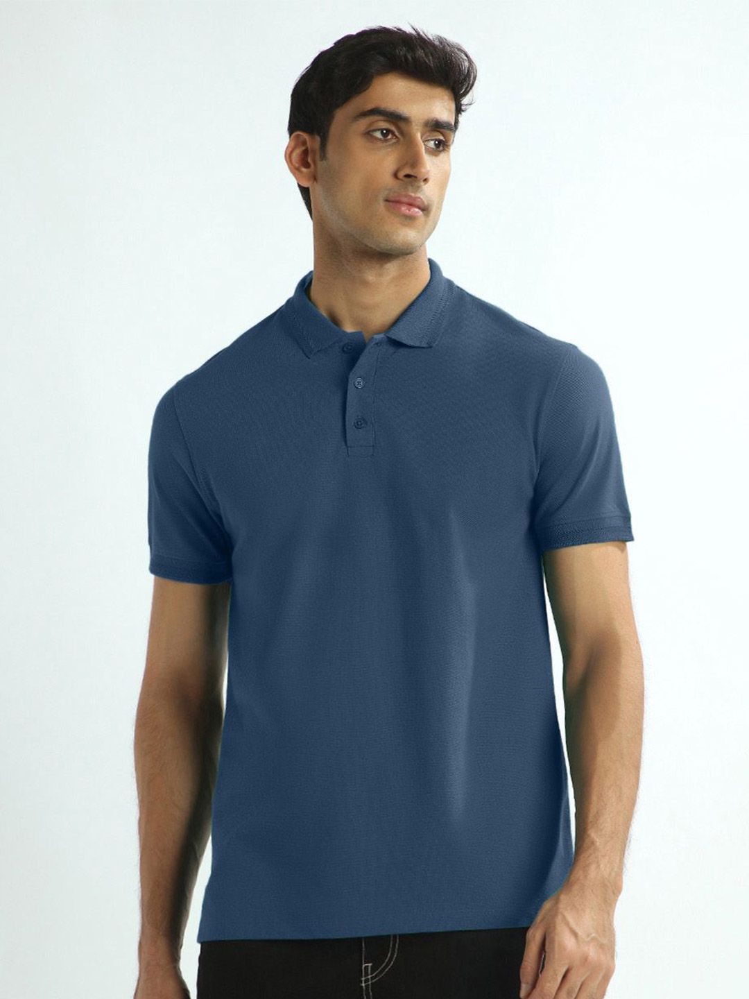 Men Solid Polo Collar Cotton T-shirt - Image 3