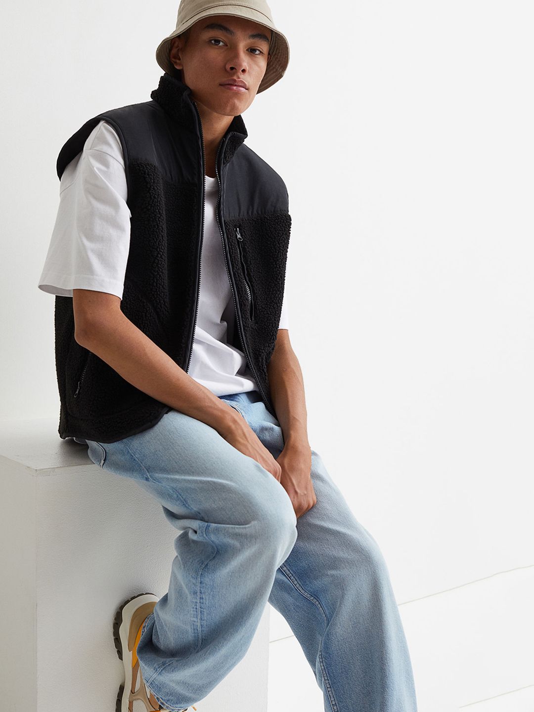 H&M Men Blue Loose Jeans