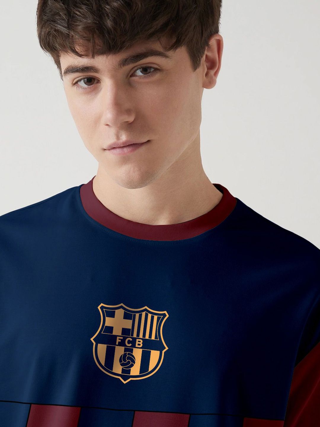 Men Barcelona Printed Graphic Oversized T-Shirt - Image 2