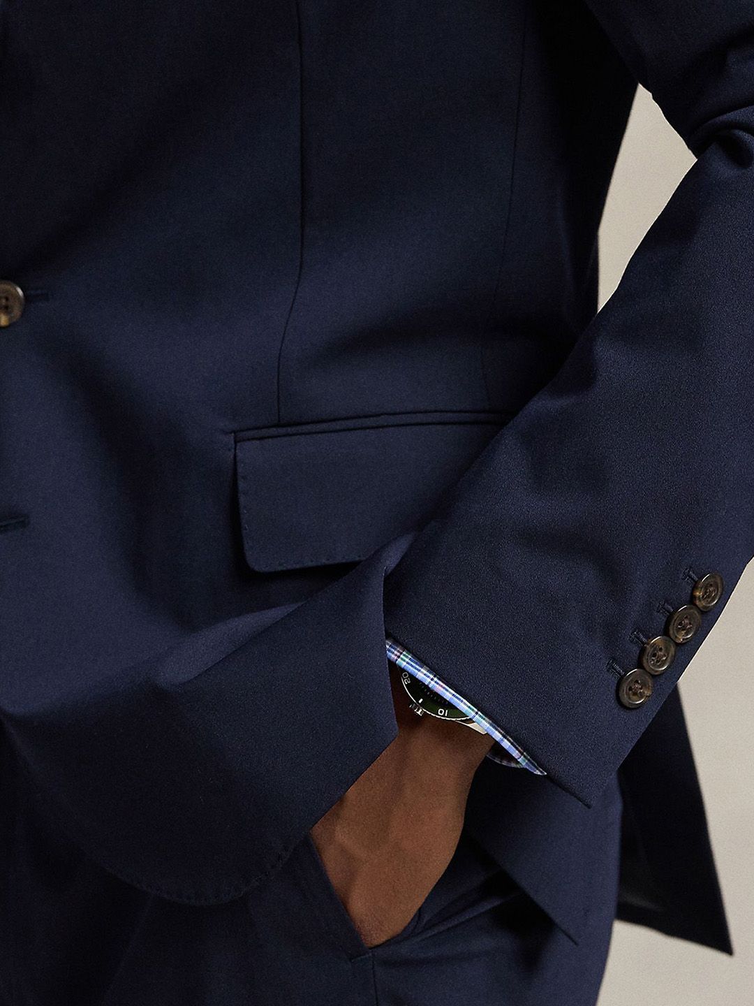 Men Solid Twill Single Breasted Blazer - Image 2