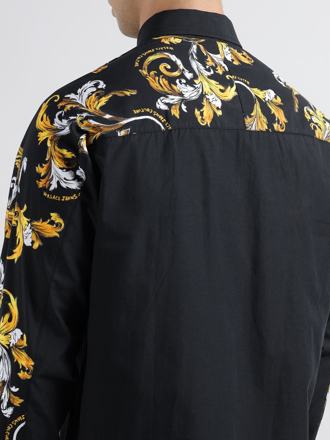 Men Oversized Fit Abstract Printed Spread Collar Casual Shirt - Image 3