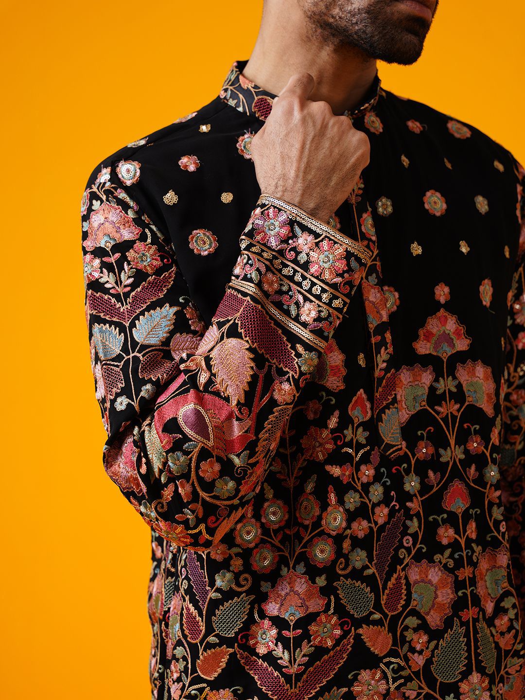 Floral Embroidered Sequinned Mandarin Collar Straight Georgette Kurta - Image 3