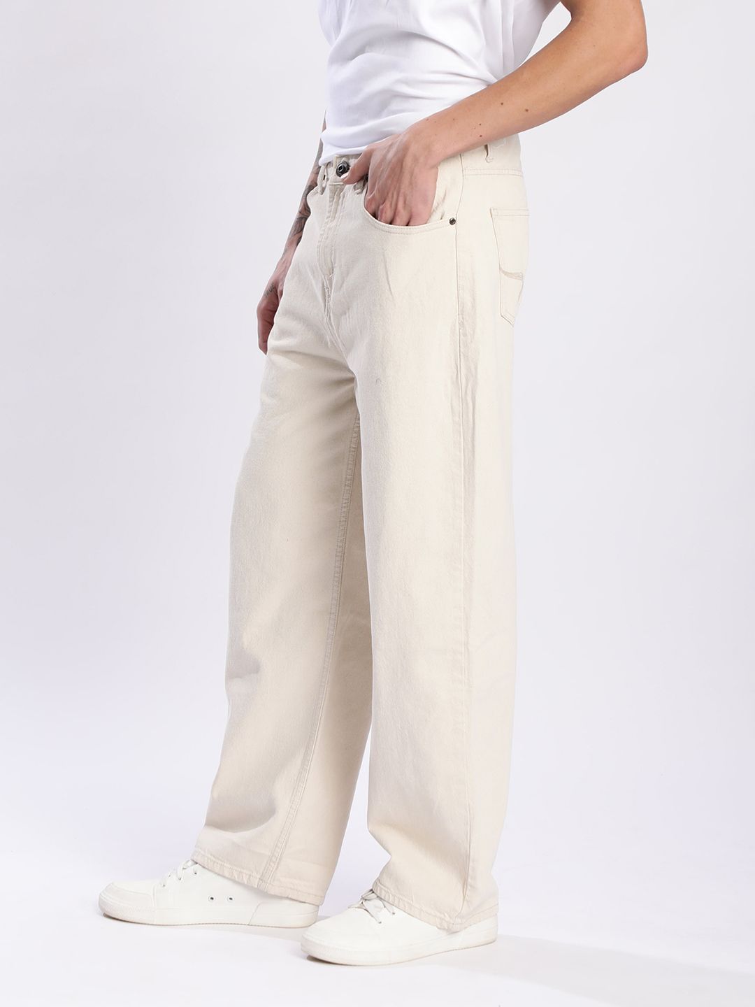 Men Beige Pure Cotton Rigid Baggy Fit Denim Jeans - Image 2