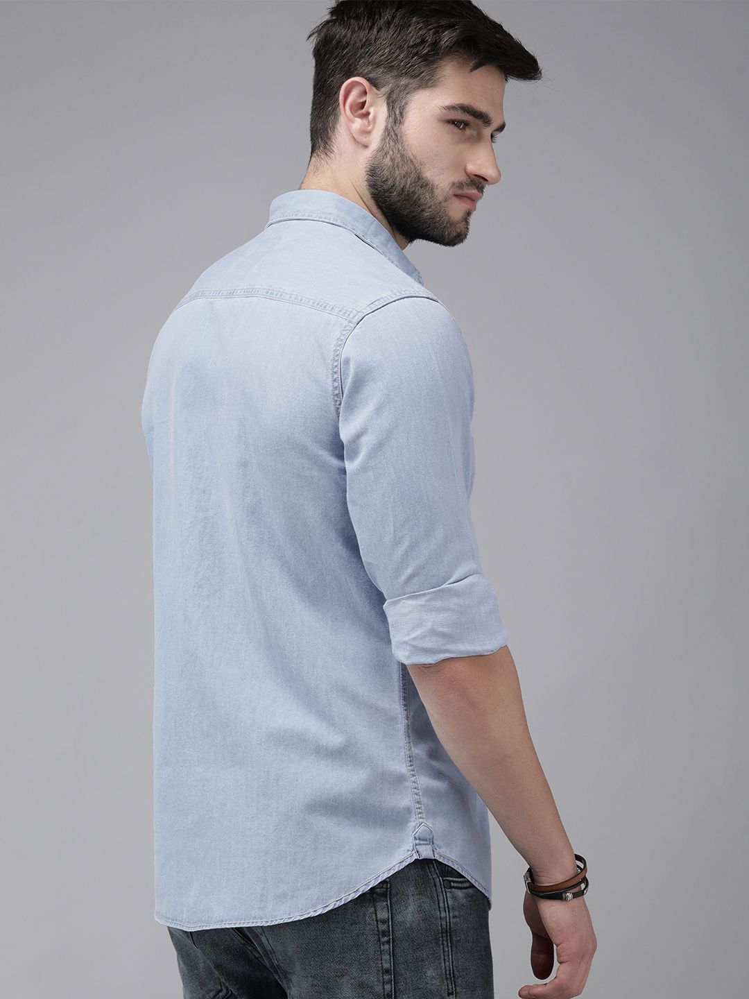 The Lifestyle Co Men Light Blue Solid Regular Fit Chambray Casual Shirt - Image 4