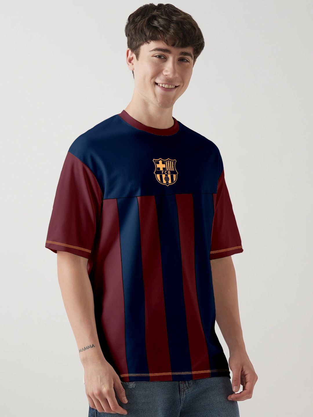 Men Barcelona Printed Graphic Oversized T-Shirt - Image 4
