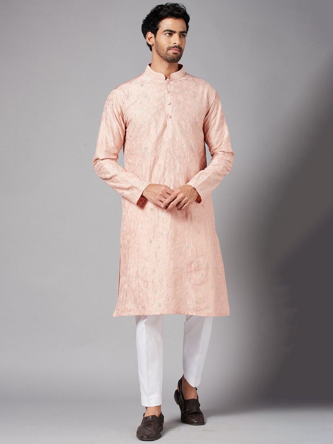 HILO DESIGN Floral Embroidered Mandarin Collar Thread Work Straight Silk Kurta